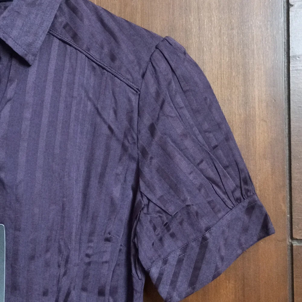 Annabelle Satin Stripe Shirt - Picture 4 of 5